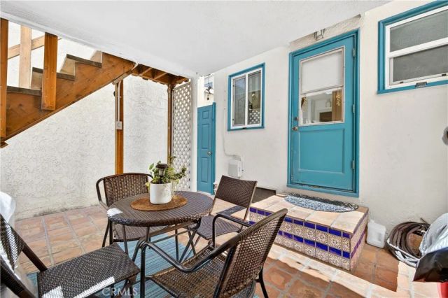 40 La Verne Avenue, Long Beach, CA 90803