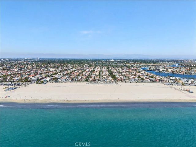 40 La Verne Avenue, Long Beach, CA 90803