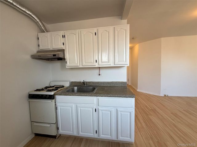 140-35 Beech Avenue 7A, Flushing, NY 11355