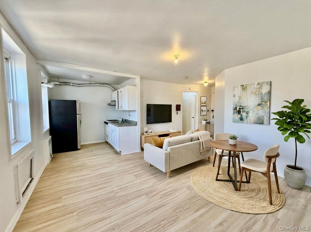 140-35 Beech Avenue 7A, Flushing, NY 11355