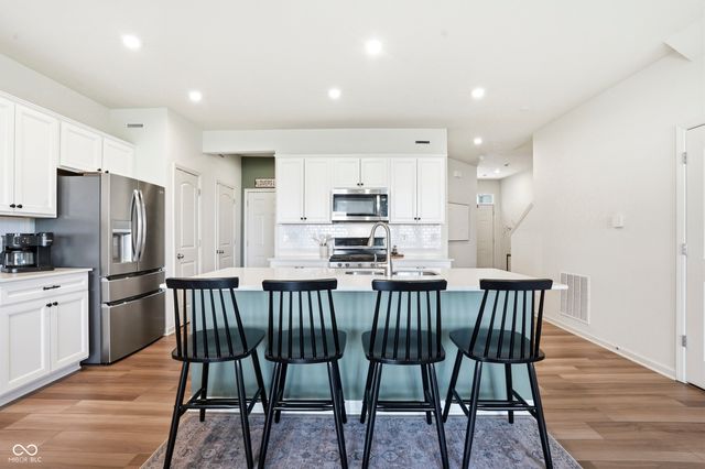 646 Axford Bay Drive, Westfield, IN 46074