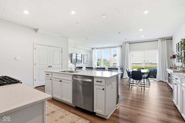 646 Axford Bay Drive, Westfield, IN 46074