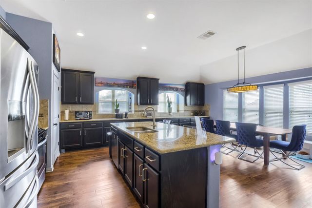 101 Lightcliff ST, Hutto, TX 78634