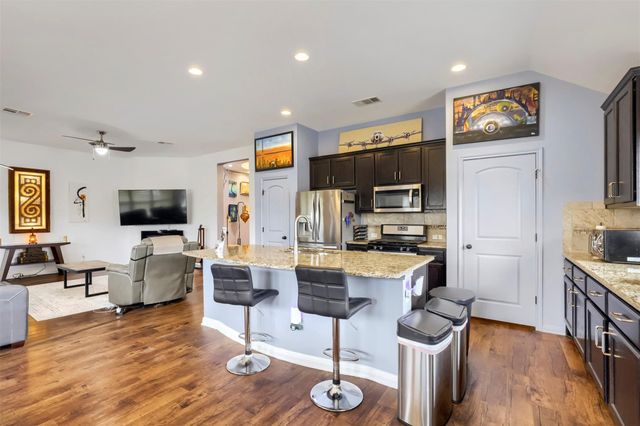 101 Lightcliff ST, Hutto, TX 78634