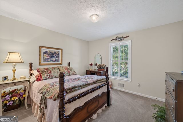 2759 Lanier Drive, Snellville, GA 30078