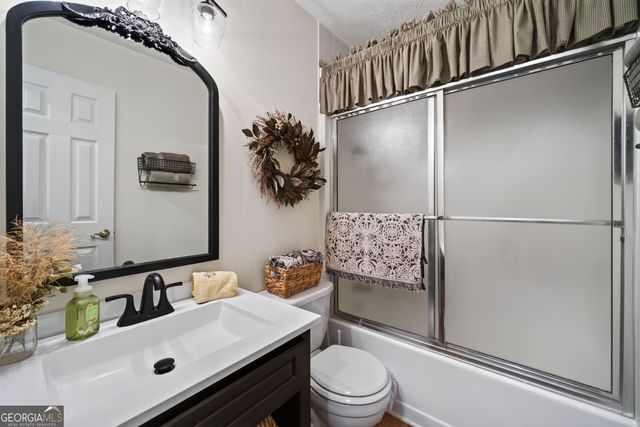 2759 Lanier Drive, Snellville, GA 30078