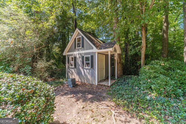 2759 Lanier Drive, Snellville, GA 30078