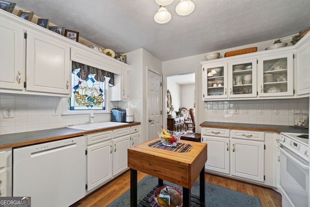2759 Lanier Drive, Snellville, GA 30078