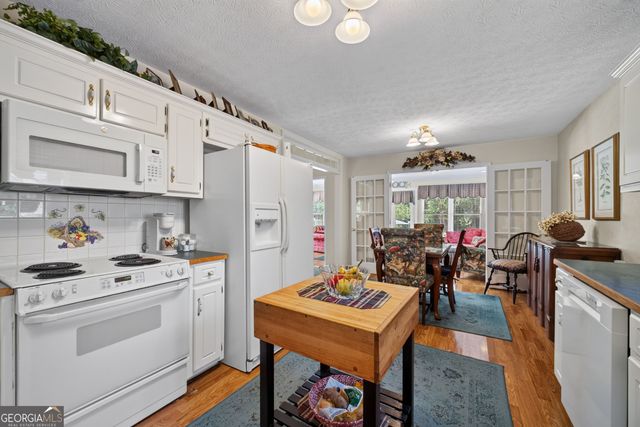 2759 Lanier Drive, Snellville, GA 30078
