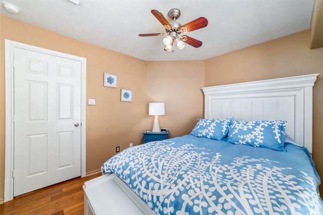 203 W Stedhill Loop, The Woodlands, TX 77384