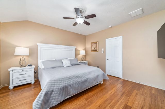 203 W Stedhill Loop, The Woodlands, TX 77384