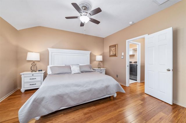 203 W Stedhill Loop, The Woodlands, TX 77384