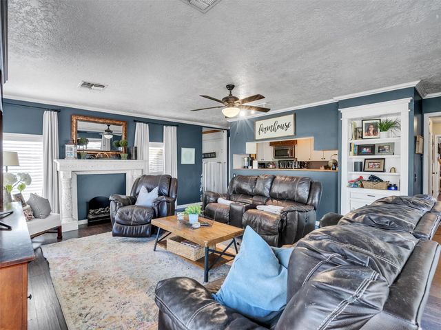 26466 Fm 362 Road, Waller, TX 77484