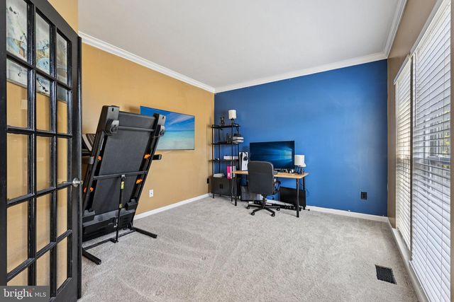 12232 PINEY LN, Remington, VA 22734