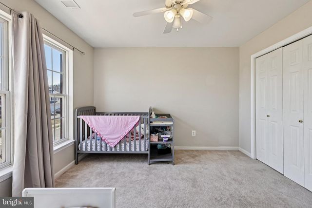 12232 PINEY LN, Remington, VA 22734