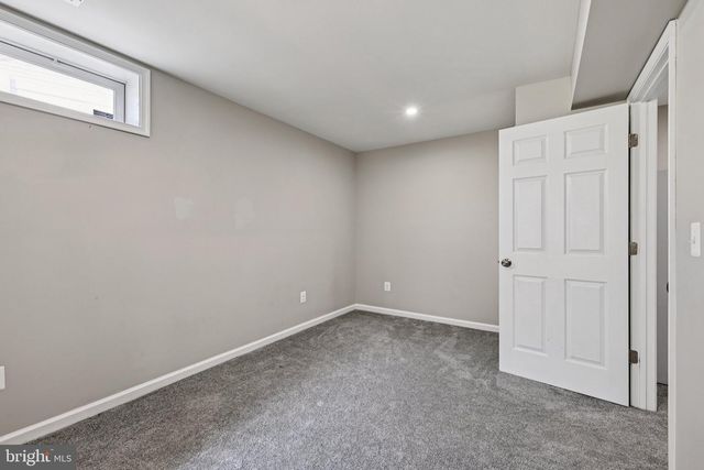 12232 PINEY LN, Remington, VA 22734