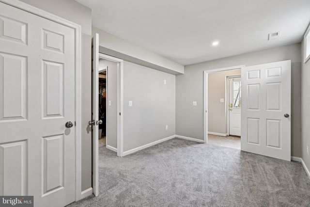 12232 PINEY LN, Remington, VA 22734