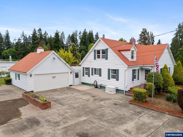 1350 NW Springhill Dr, Albany, OR 97321