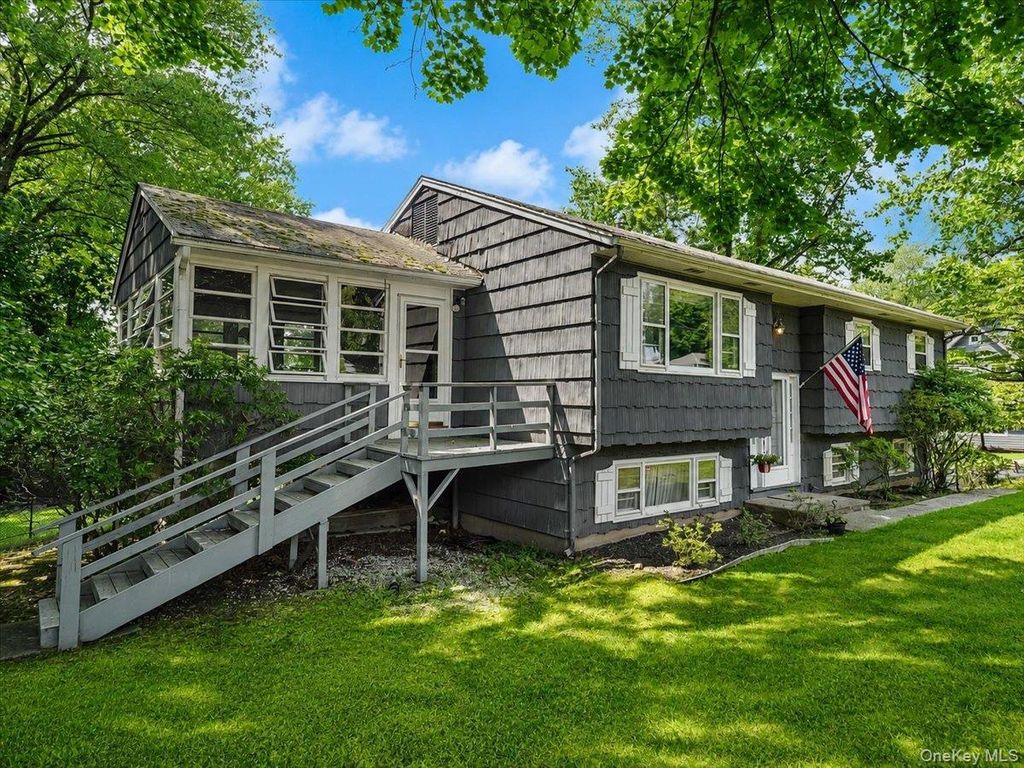 157 Washington Avenue, Tappan, NY 10983 — photo 2