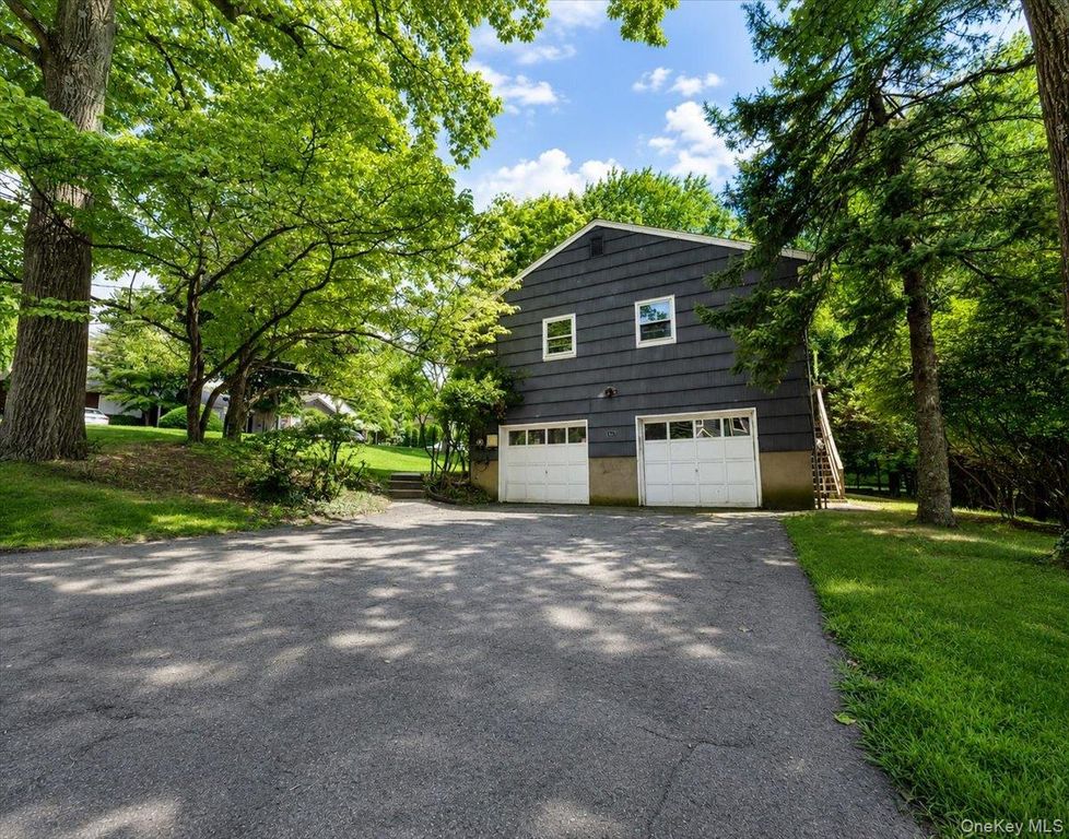 157 Washington Avenue, Tappan, NY 10983 — photo 5