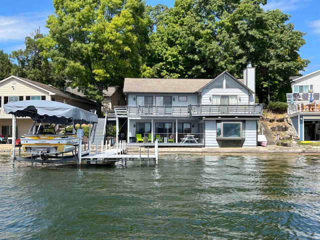 2405 W Sycamore Beach Road, Angola, IN 46703