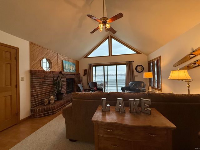 2405 W Sycamore Beach Road, Angola, IN 46703