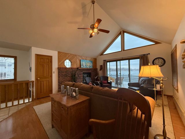 2405 W Sycamore Beach Road, Angola, IN 46703