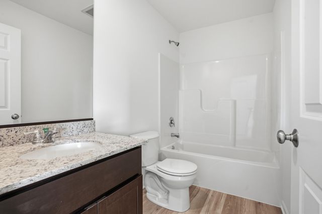 10392 Knox Street, Crown Point, IN 46307