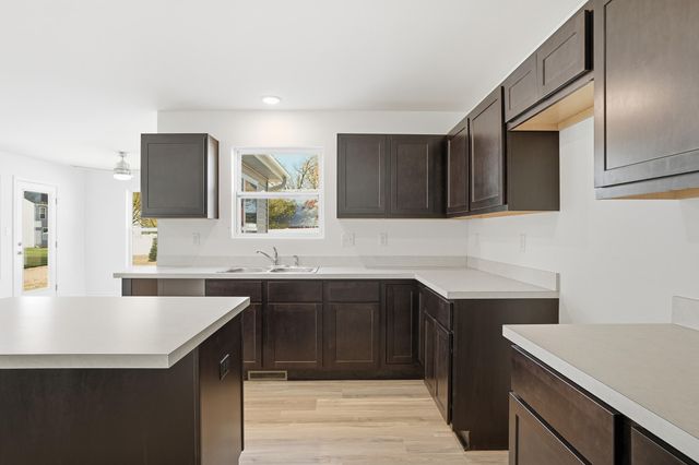 10392 Knox Street, Crown Point, IN 46307