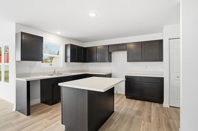 10392 Knox Street, Crown Point, IN 46307