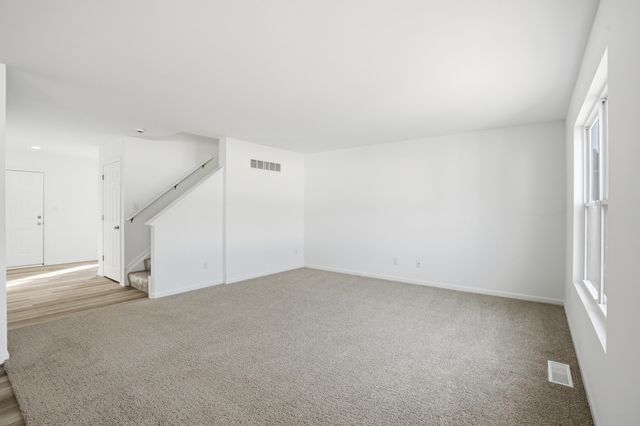 10392 Knox Street, Crown Point, IN 46307