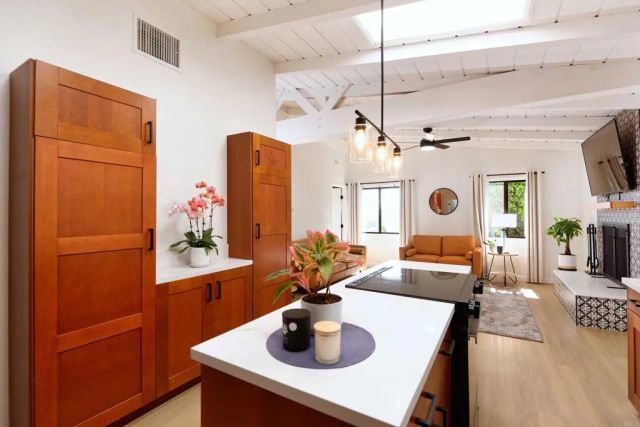 5725 Mildred Street, San Diego, CA 92110
