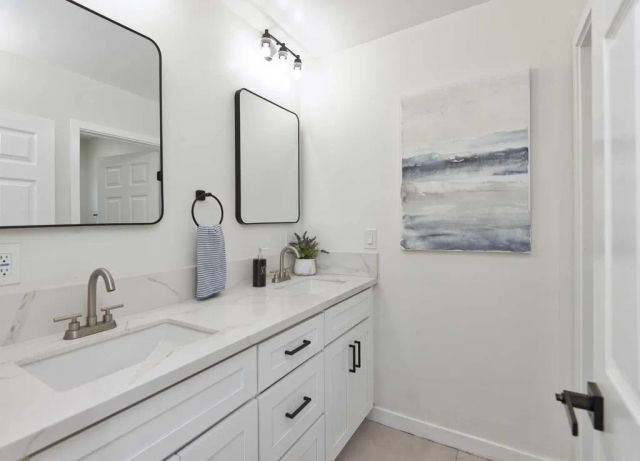 5725 Mildred Street, San Diego, CA 92110