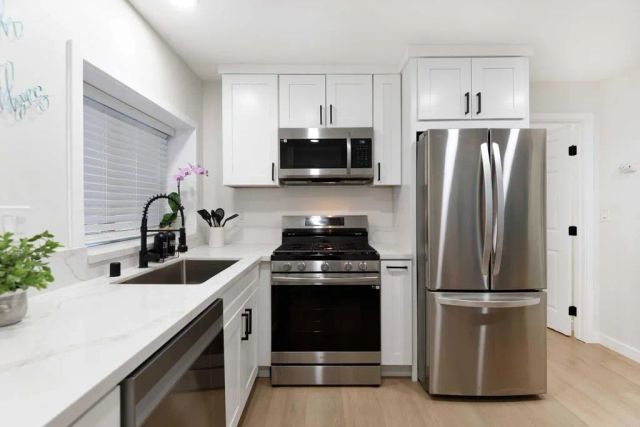 5725 Mildred Street, San Diego, CA 92110