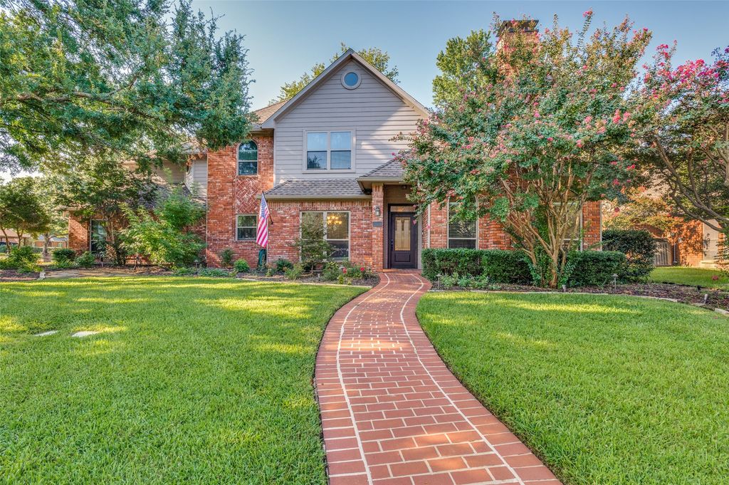 1606 Amesbury Drive, Richardson, TX 75082