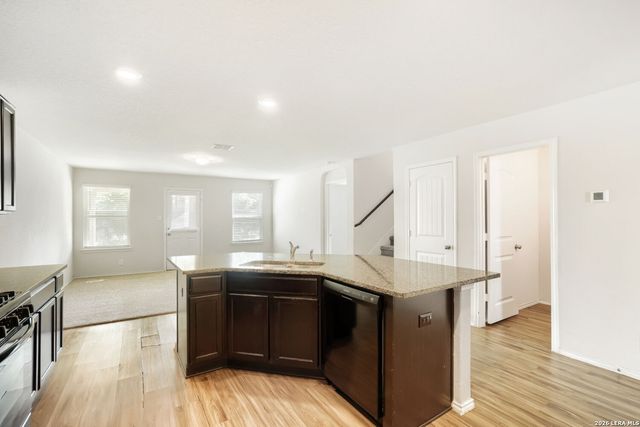 8115 SLEEPY BRK, San Antonio, TX 78244