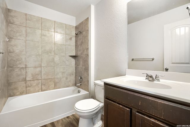 8115 SLEEPY BRK, San Antonio, TX 78244