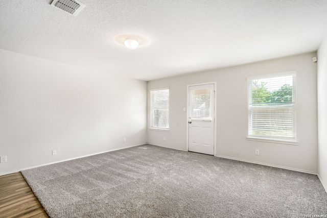 8115 SLEEPY BRK, San Antonio, TX 78244