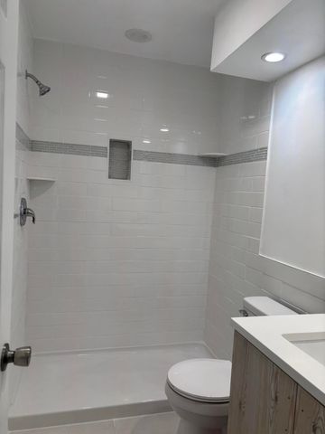 223 Coventry J 223, West Palm Beach, FL 33417