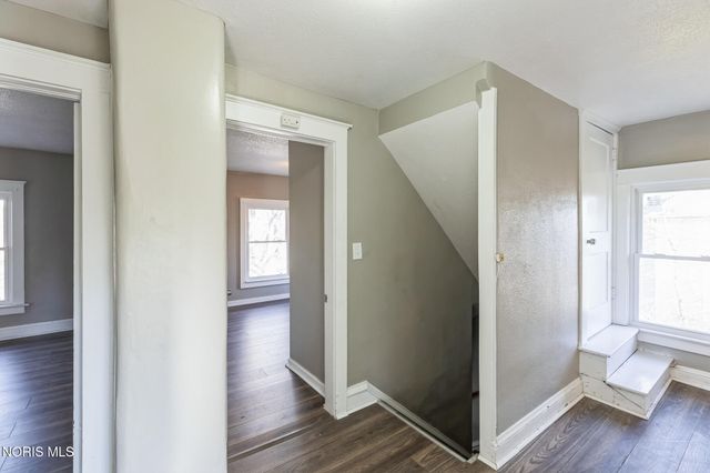 1573 Jermain Drive, Toledo, OH 43606