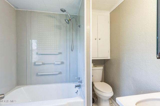 1573 Jermain Drive, Toledo, OH 43606