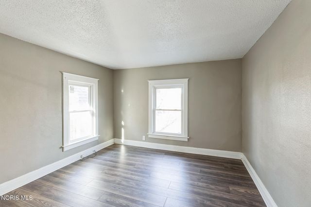 1573 Jermain Drive, Toledo, OH 43606