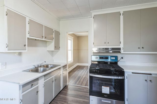 1573 Jermain Drive, Toledo, OH 43606