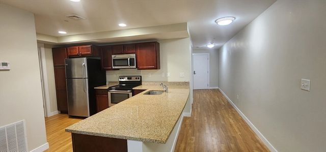 20 Pond Street 105A, Braintree, MA 02184