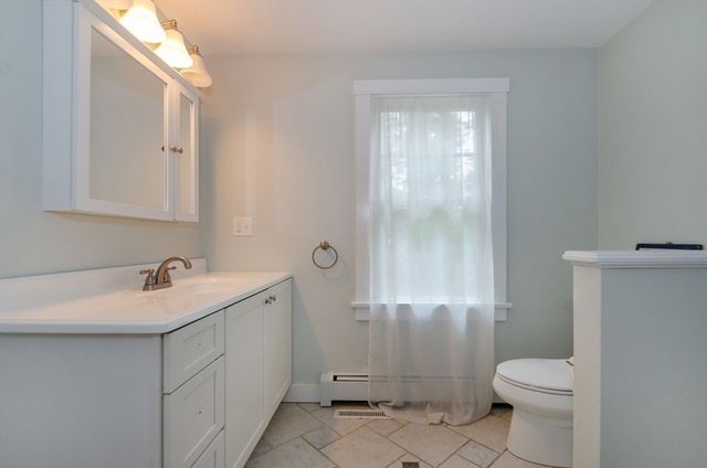 19 Register Road, Marion, MA 02738