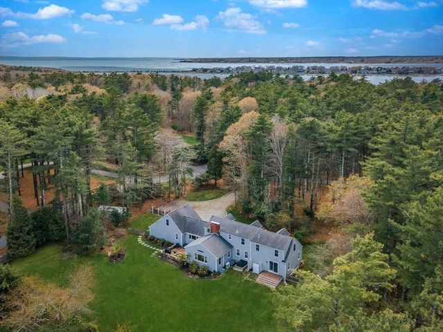 19 Register Road, Marion, MA 02738