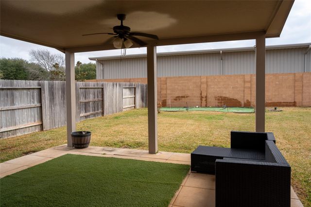 5447 Tourmaline Way, Brookshire, TX 77423