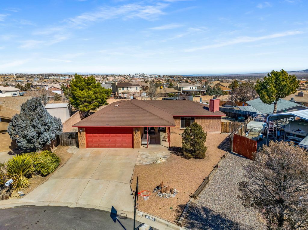 Image 37 of property listing at 10012 Clearwater Court NW, Albuquerque, NM 87114