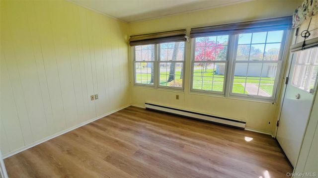 399 Woodbridge A, Ridge, NY 11961