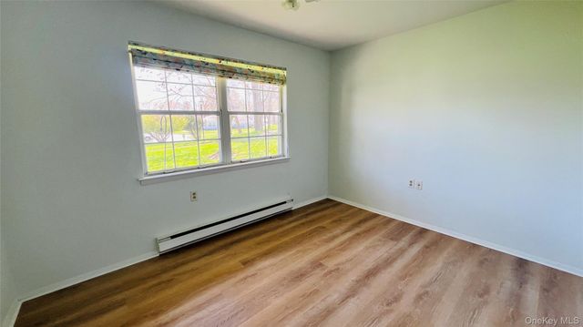 399 Woodbridge A, Ridge, NY 11961
